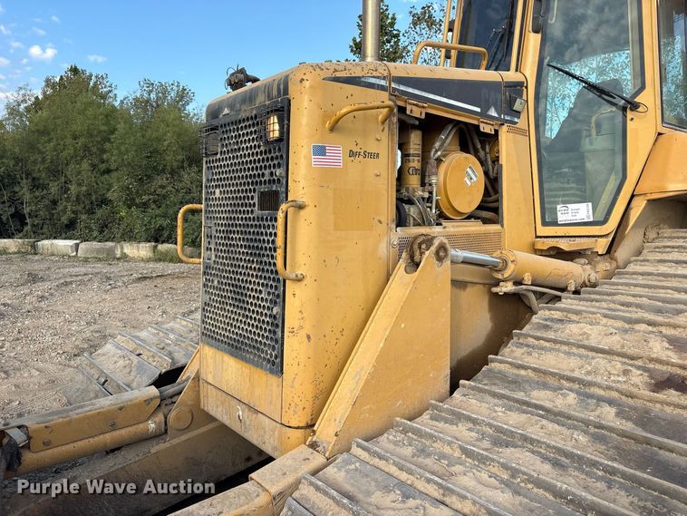image for item FK2109 2006 Caterpillar D6N dozer