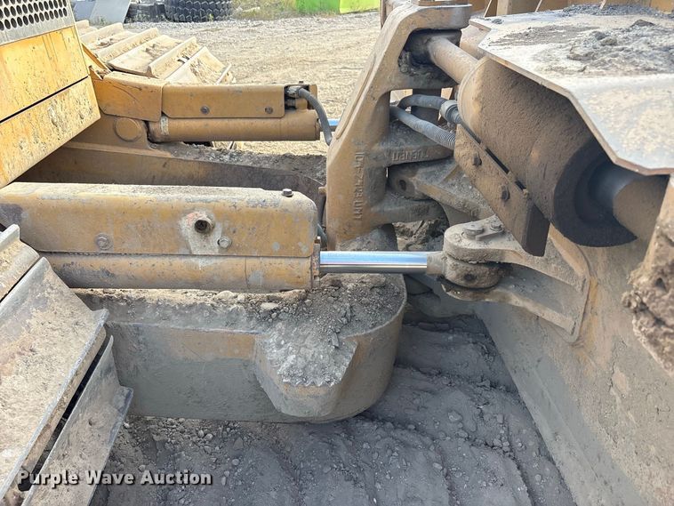 image for item FK2109 2006 Caterpillar D6N dozer