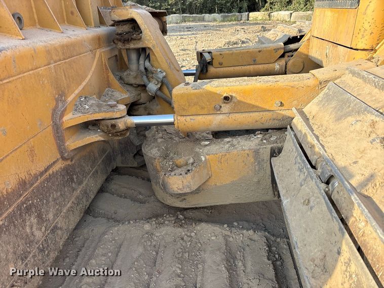 image for item FK2109 2006 Caterpillar D6N dozer