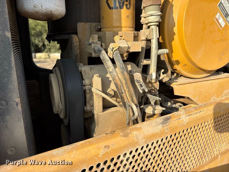 image for item FK2109 2006 Caterpillar D6N dozer