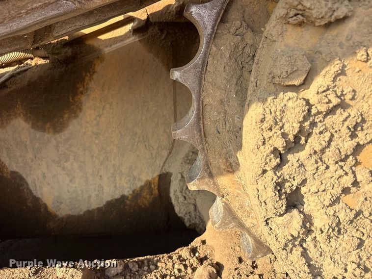 image for item FK2109 2006 Caterpillar D6N dozer