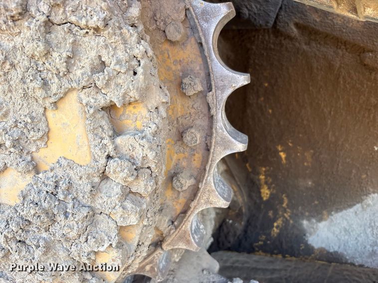 image for item FK2109 2006 Caterpillar D6N dozer
