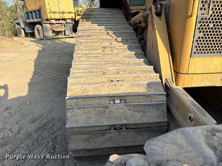 image for item FK2109 2006 Caterpillar D6N dozer