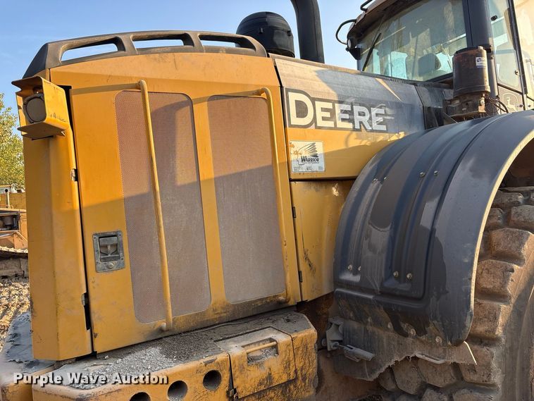 image for item FK2110 2015 John Deere 824K-II wheel loader