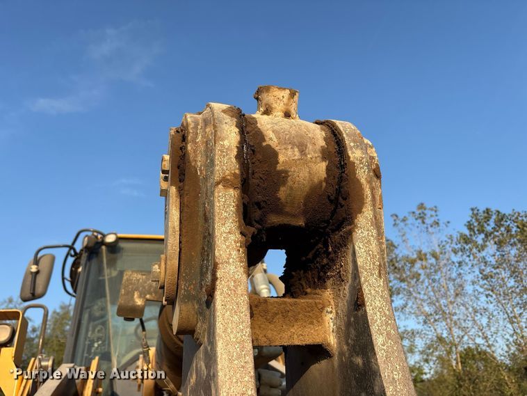 image for item FK2110 2015 John Deere 824K-II wheel loader