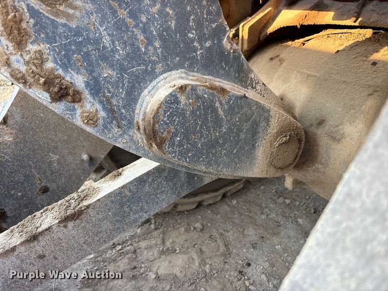 image for item FK2110 2015 John Deere 824K-II wheel loader