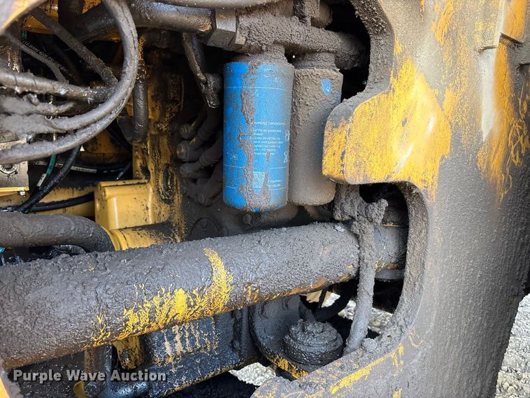 image for item FK2110 2015 John Deere 824K-II wheel loader