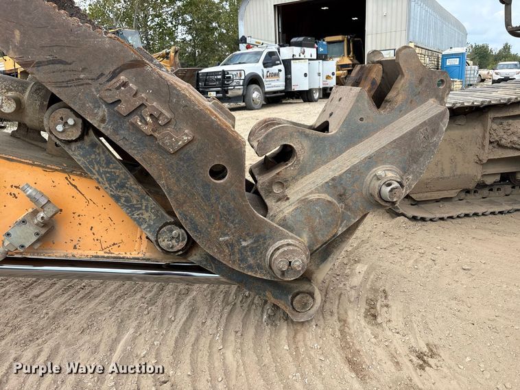 image for item FK2111 2012 Hyundai 210LC-9 excavator