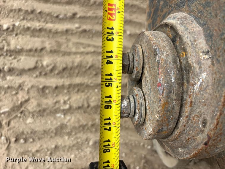 image for item FK2111 2012 Hyundai 210LC-9 excavator