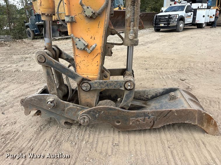 image for item FK2111 2012 Hyundai 210LC-9 excavator