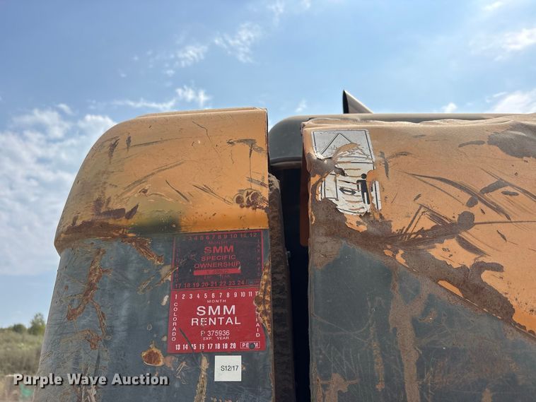 image for item FK2111 2012 Hyundai 210LC-9 excavator