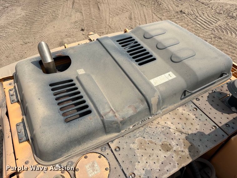 image for item FK2111 2012 Hyundai 210LC-9 excavator