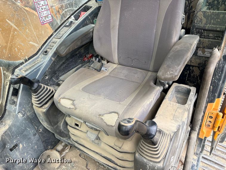 image for item FK2111 2012 Hyundai 210LC-9 excavator