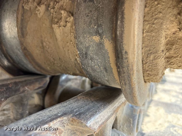 image for item FK2111 2012 Hyundai 210LC-9 excavator