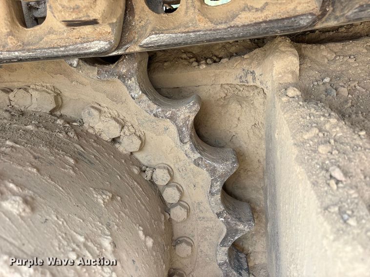 image for item FK2111 2012 Hyundai 210LC-9 excavator