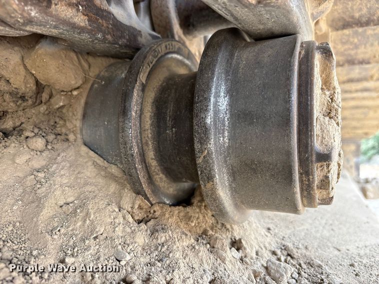 image for item FK2111 2012 Hyundai 210LC-9 excavator