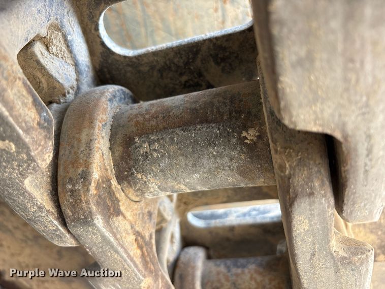 image for item FK2111 2012 Hyundai 210LC-9 excavator