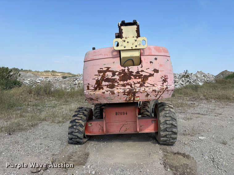 image for item FK2112 2005 JLG 600S boom lift