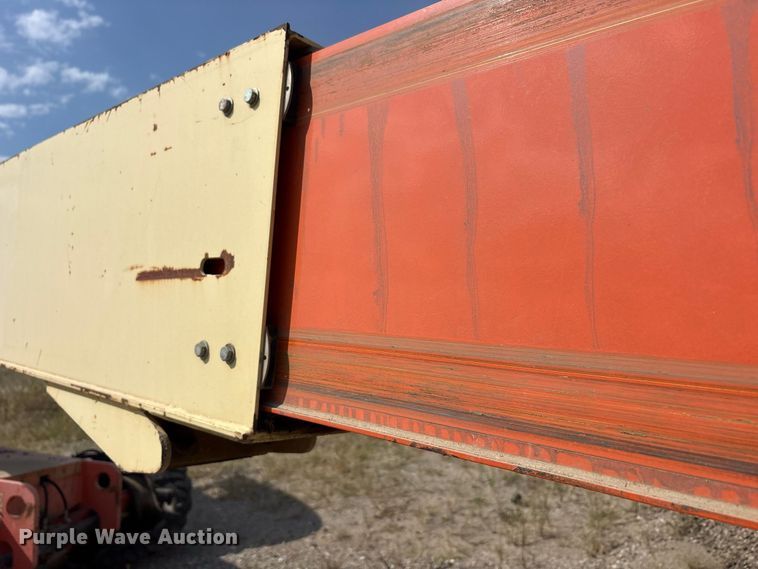 image for item FK2112 2005 JLG 600S boom lift