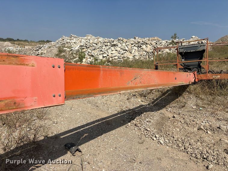 image for item FK2112 2005 JLG 600S boom lift