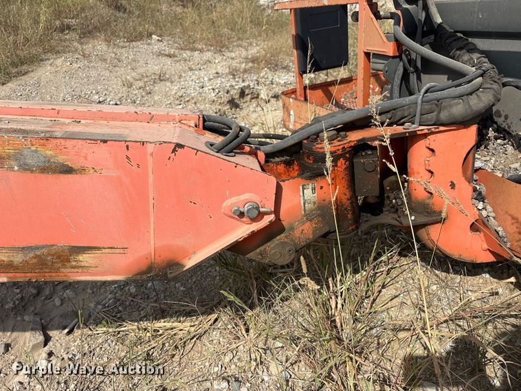 image for item FK2112 2005 JLG 600S boom lift