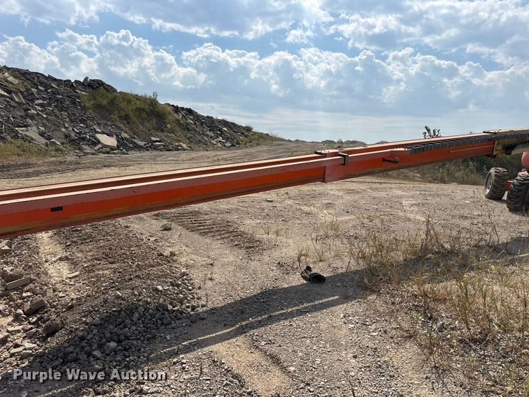 image for item FK2112 2005 JLG 600S boom lift