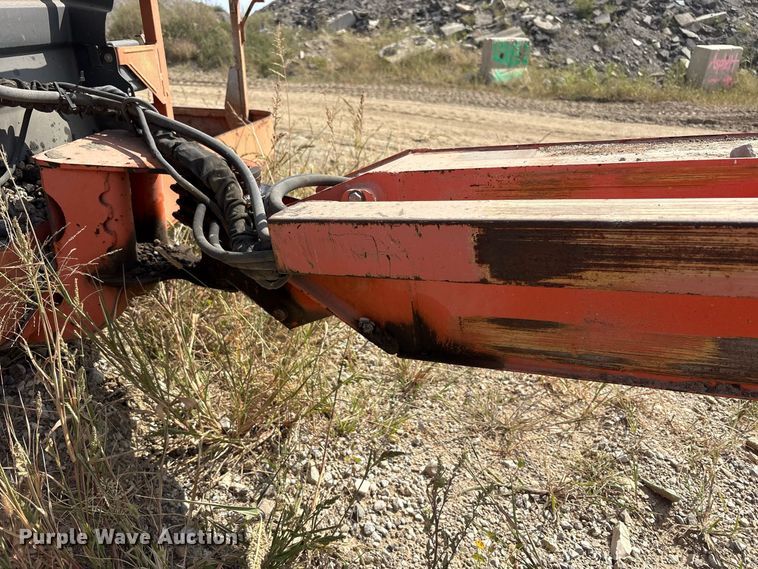 image for item FK2112 2005 JLG 600S boom lift