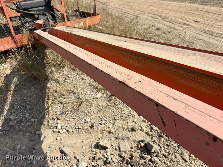 image for item FK2112 2005 JLG 600S boom lift