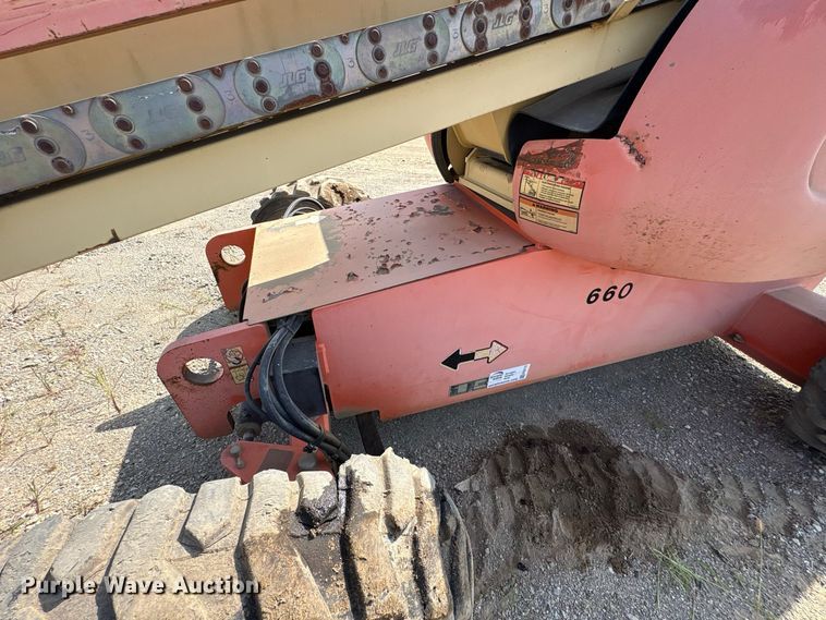 image for item FK2112 2005 JLG 600S boom lift