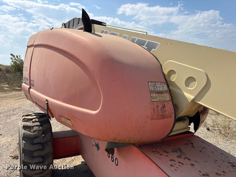 image for item FK2112 2005 JLG 600S boom lift