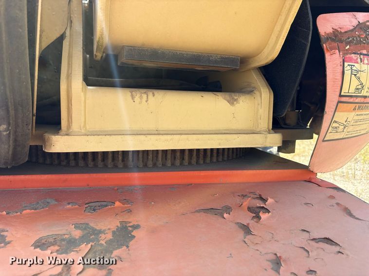 image for item FK2112 2005 JLG 600S boom lift