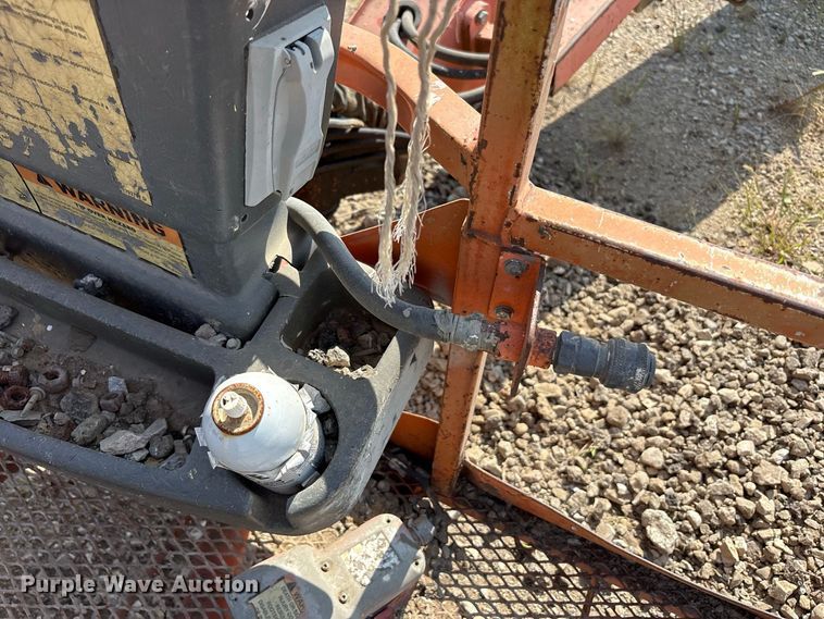 image for item FK2112 2005 JLG 600S boom lift