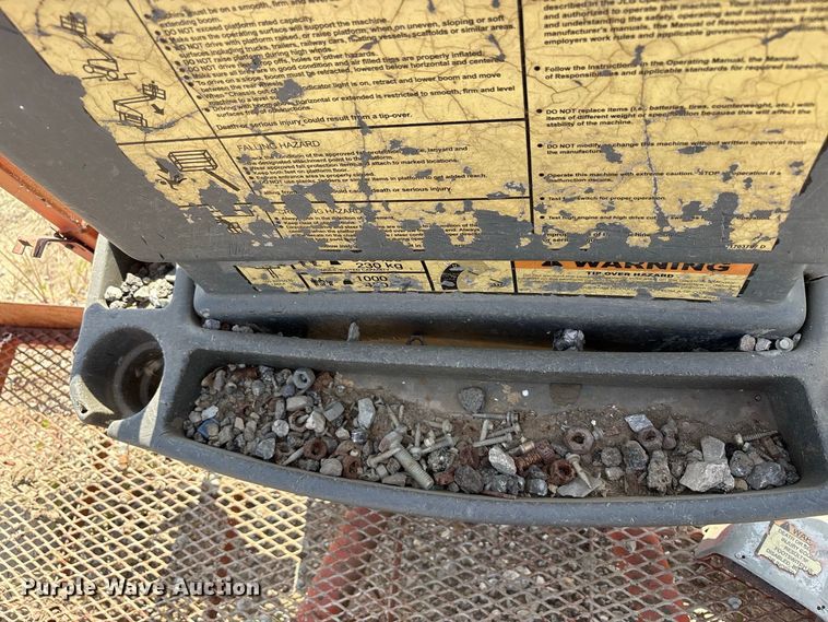 image for item FK2112 2005 JLG 600S boom lift