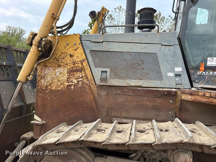 image for item FK2113 2004 Komatsu D85EX-15 dozer