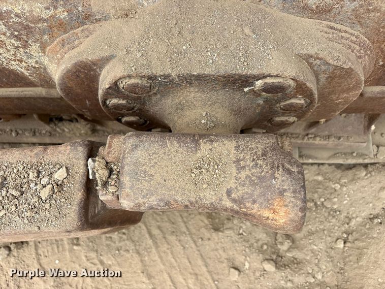 image for item FK2113 2004 Komatsu D85EX-15 dozer