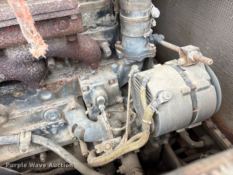 image for item FK2113 2004 Komatsu D85EX-15 dozer