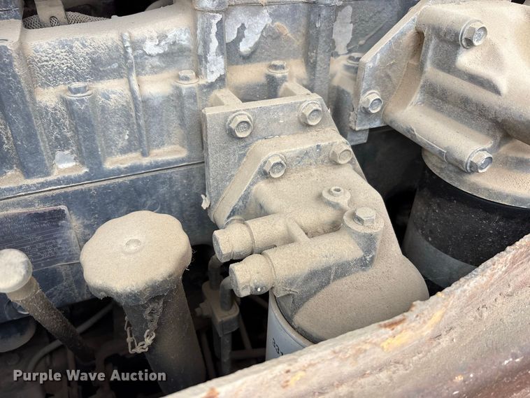 image for item FK2113 2004 Komatsu D85EX-15 dozer