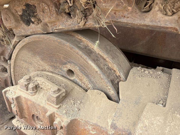 image for item FK2113 2004 Komatsu D85EX-15 dozer