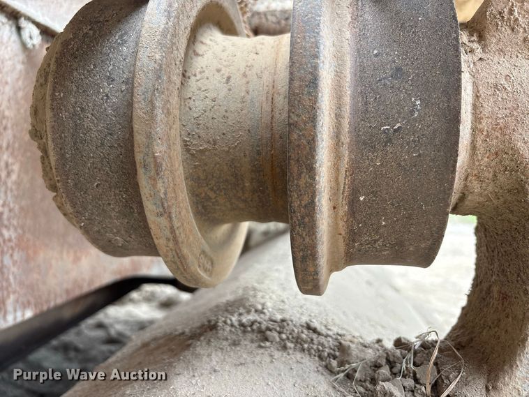 image for item FK2113 2004 Komatsu D85EX-15 dozer