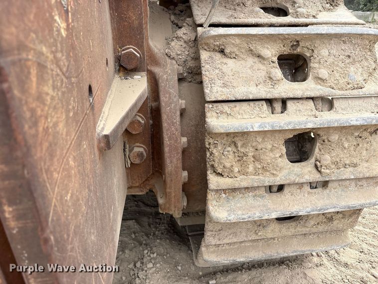image for item FK2113 2004 Komatsu D85EX-15 dozer
