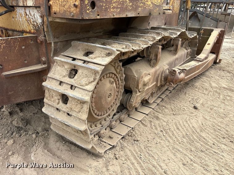 image for item FK2113 2004 Komatsu D85EX-15 dozer