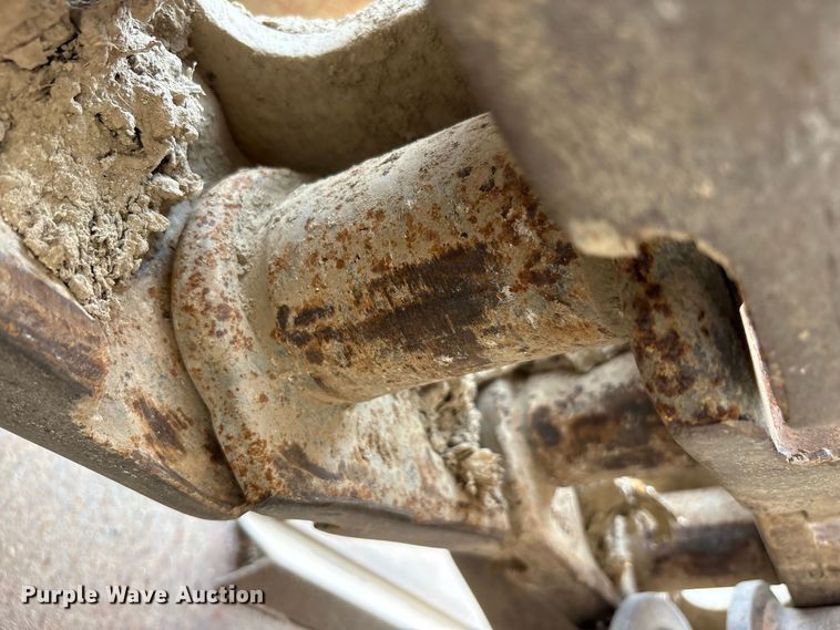 image for item FK2113 2004 Komatsu D85EX-15 dozer