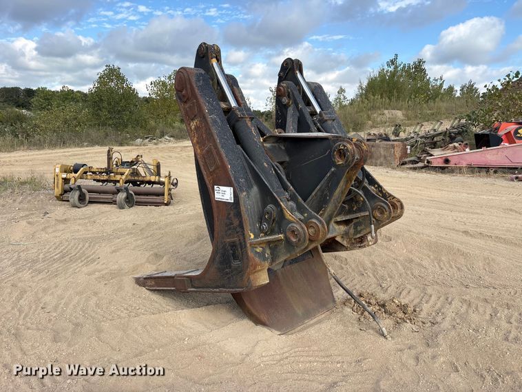 image for item FK2115 Wheel loader grapple