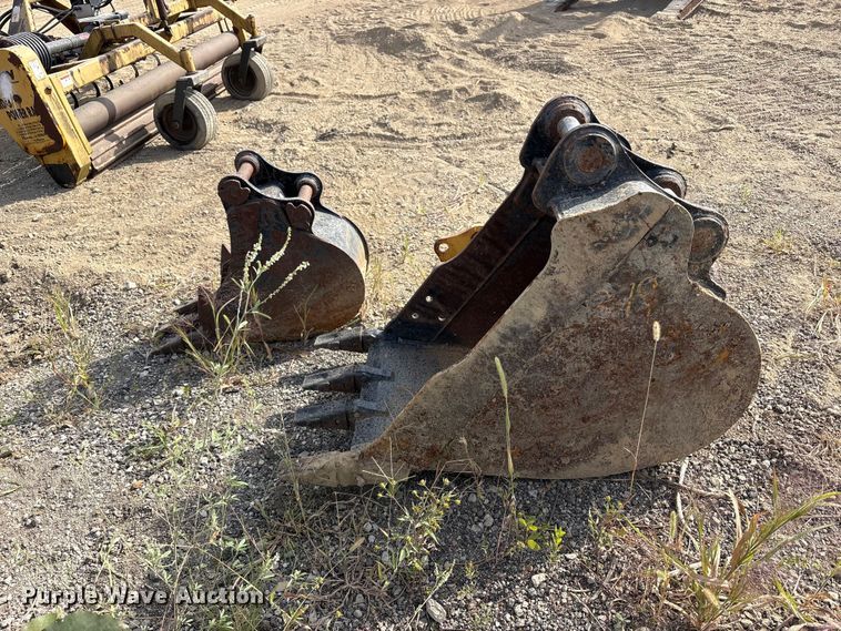 image for item FK2117 (3) Excavator attachments