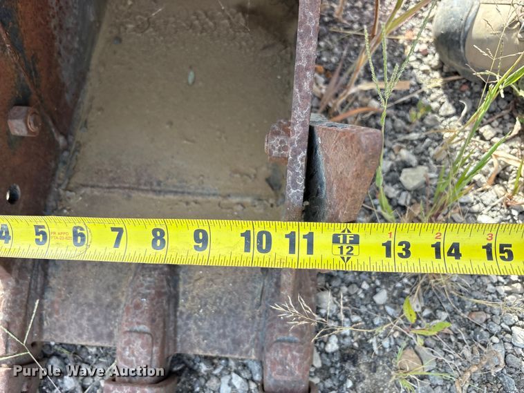 image for item FK2117 (3) Excavator attachments