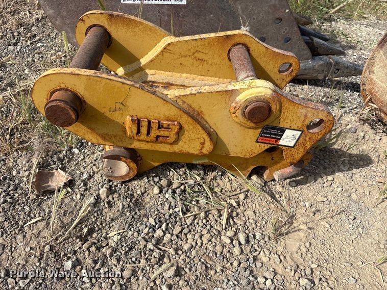 image for item FK2117 (3) Excavator attachments