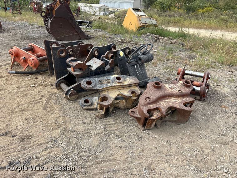 image for item FK2118 (9) Excavator couplers