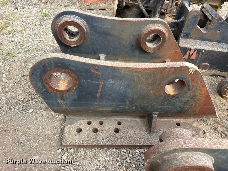 image for item FK2118 (9) Excavator couplers