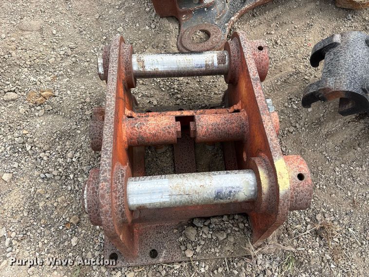 image for item FK2118 (9) Excavator couplers