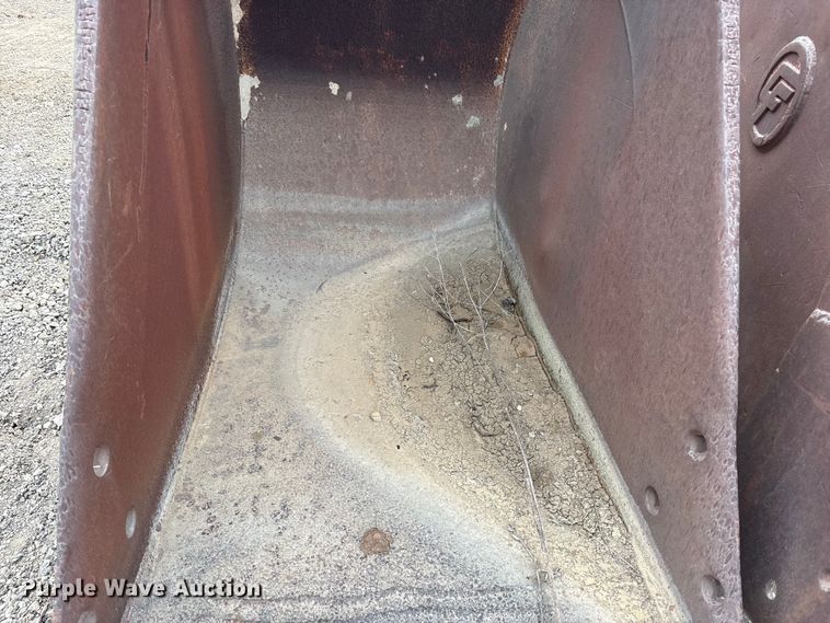 image for item FK2119 (2) Excavator buckets